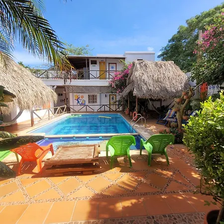 Divanga Hostel And Diving-3